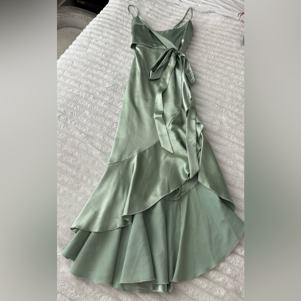 Birdy Grey - Sage YC Midi Dress